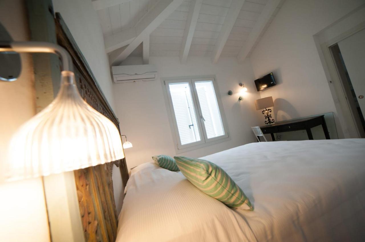 Bed & Breakfast A Mare Affitta Camere Fano Esterno foto