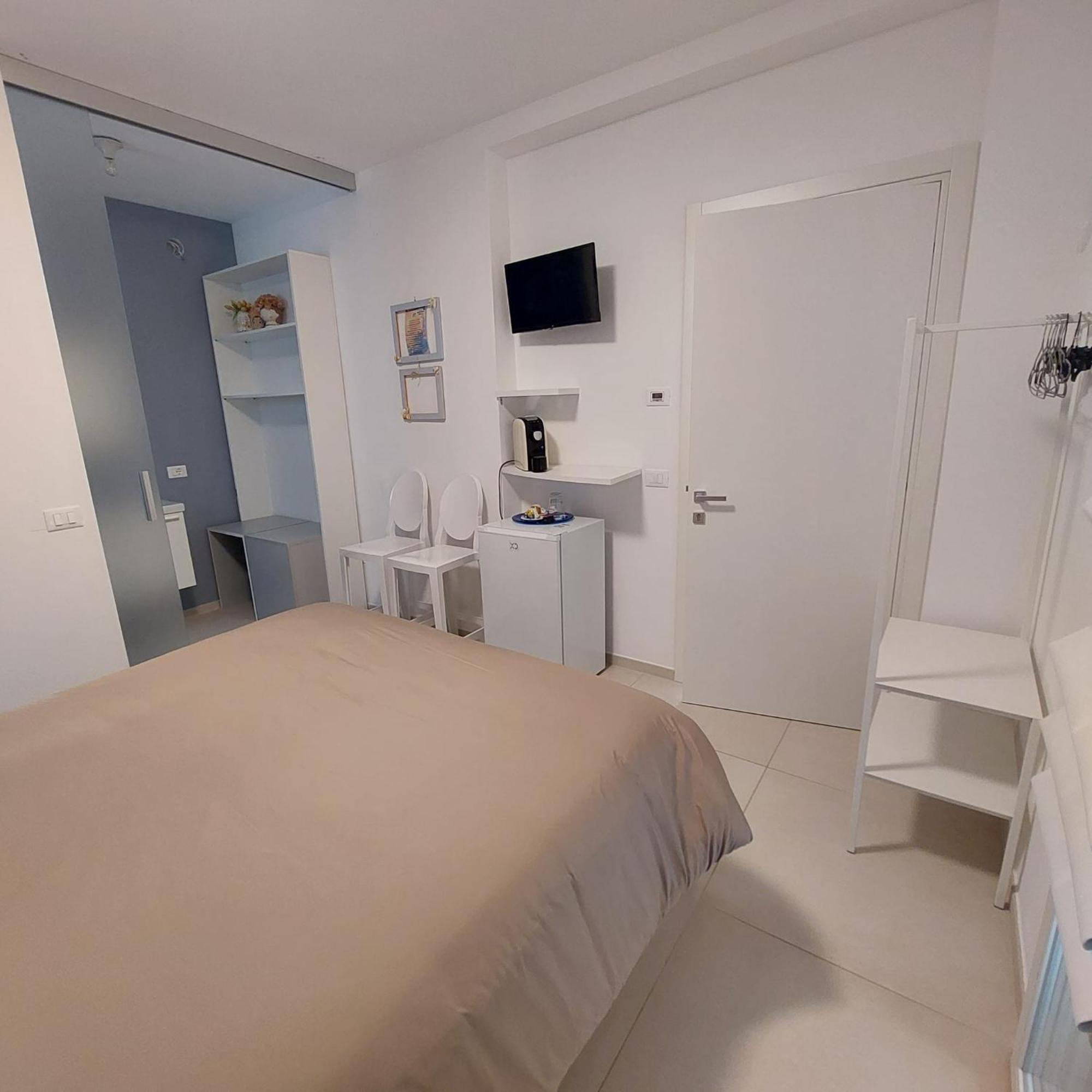 Bed & Breakfast A Mare Affitta Camere Fano Esterno foto